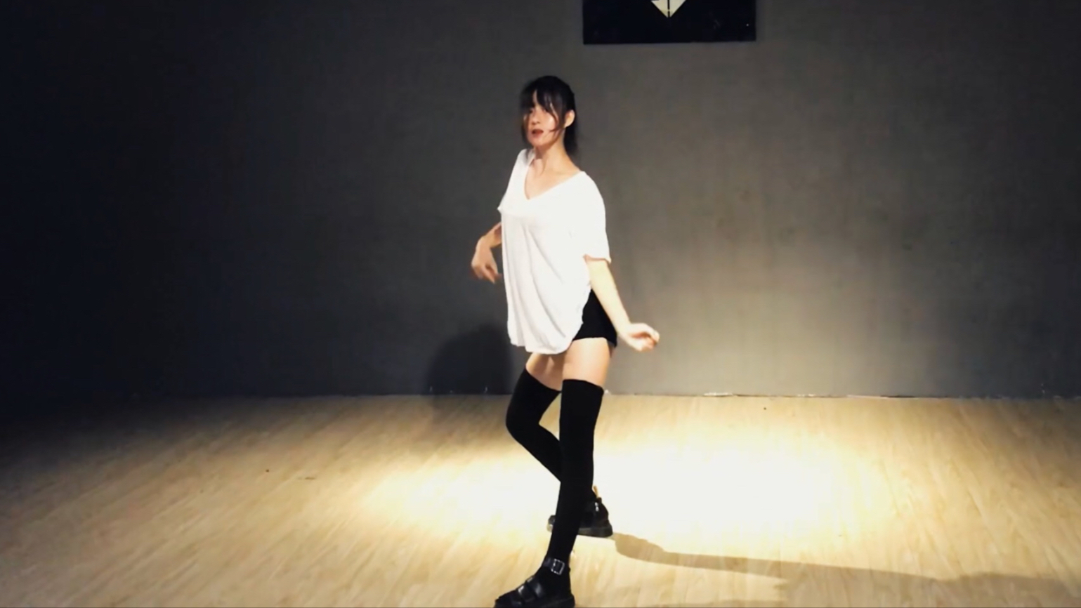 【JacQwist】Touch 性感翻跳